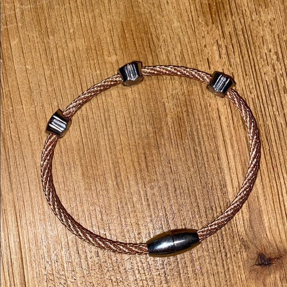 Magnetic fashion bracelets 7 “ pink gold with CZ‘s - Picture 2 of 3